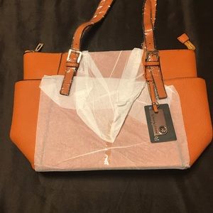 NWT Robert Matthew Khloe Tote- Toasted Caramel